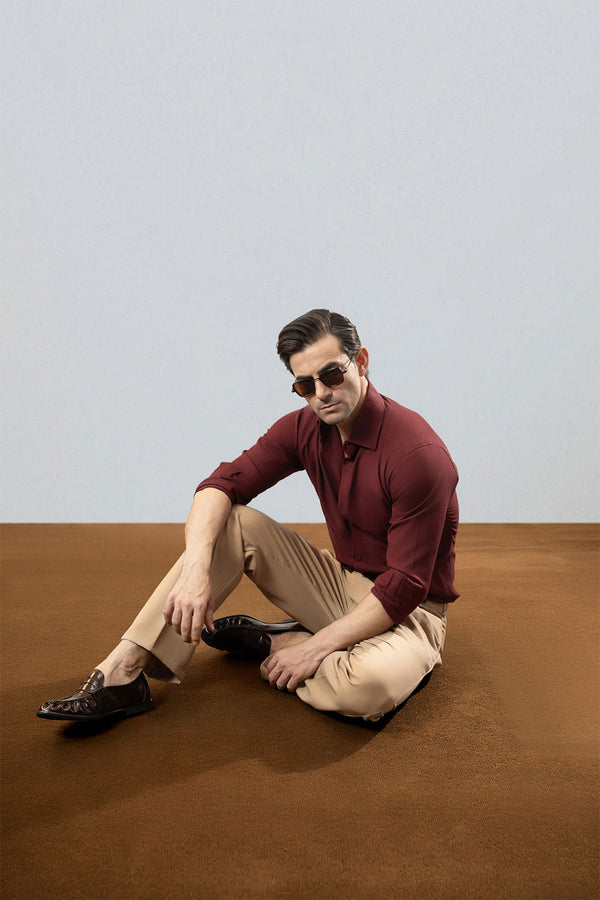Maroon Relaxed Linen Shirt With Cutaway Collar