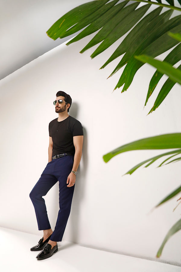 Black Half Sleeves Henley