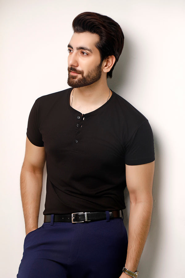Black Half Sleeves Henley