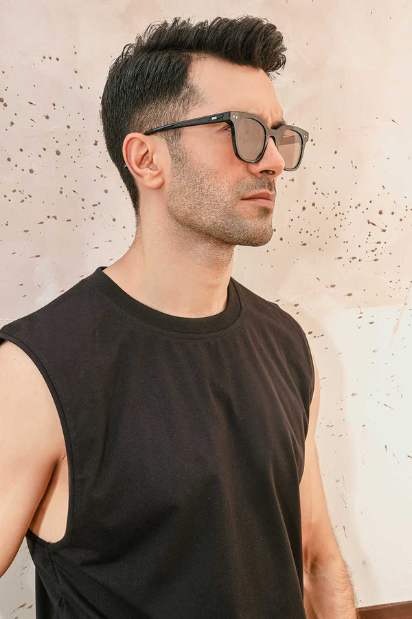 Black Sleeveless Tank Top
