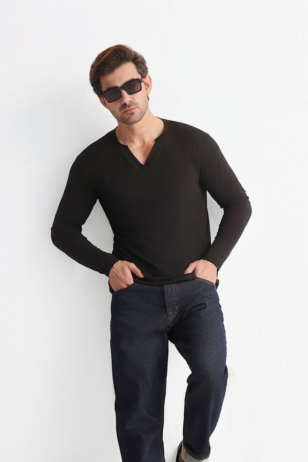 Black Open V Collar T-shirt