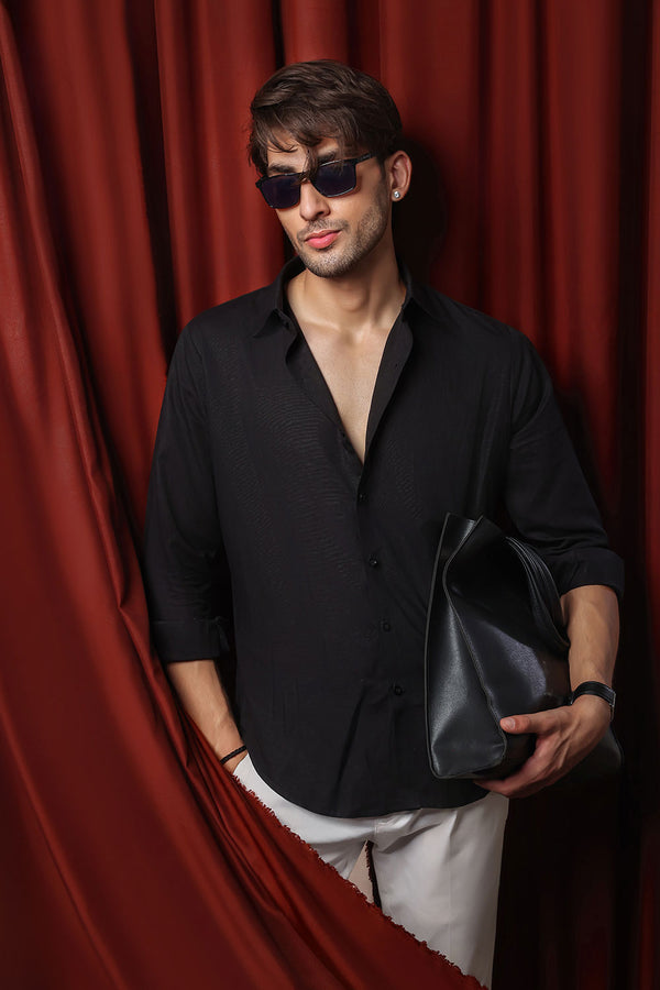Black Relaxed Linen Shirt With Cutaway Collar