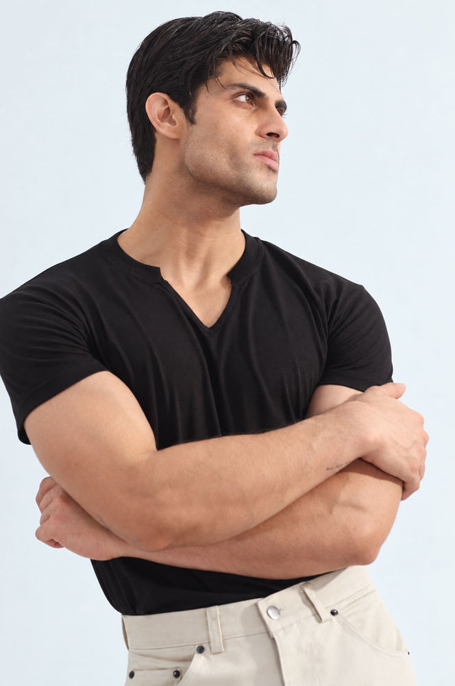 Black Bordeaux V-Neck T-shirt